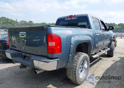 2013 Chevrolet Silverado 1500 Lt z USA, uszkodzony, nr VIN 3GCPKSE79DG146215